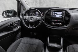 Mercedes-Benz V-Class (2014) interior - Creazione di modelli di carrozzeria e interni. Vendita di modelli in formato elettronico per il taglio su pellicola di protezione della vernice su un plotter