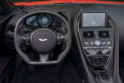 Aston Martin DBS Superleggera (2018) interior - Tworzenie wzorów karoserii i wnętrza. Sprzedaż szablonów w formie elektronicznej do cięcia na folii ochronnej na ploterze