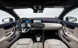 Mercedes-Benz A (2018) interior - Tworzenie wzorów karoserii i wnętrza. Sprzedaż szablonów w formie elektronicznej do cięcia na folii ochronnej na ploterze