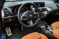 BMW X3 (2018) - 创造汽车车身和内部的模式. 以电子形式出售模板，以便在绘图机上切割油漆保护膜