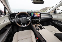 Lexus RX (2022) - Criação de padrões de carroçaria e interior. Venda de modelos em formato electrónico para corte em película de protecção de tinta numa plotadora