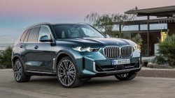 BMW X5 (2023) X-Drive - 创造汽车车身和内部的模式. 以电子形式出售模板，以便在绘图机上切割油漆保护膜