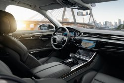 Audi A8 (2018) - Produccíon de plantillas para proteger carrocería y habitáculo de un coche con antigrava cubierta protectora. Plantillas para el corte en ploteador. Protección de elementos brillantes de habitáculo, pantallas, plástico.