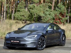 Tesla Model S (2021) Plaid - Criação de padrões de carroçaria e interior. Venda de modelos em formato electrónico para corte em película de protecção de tinta numa plotadora