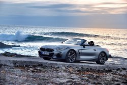 BMW Z4 (2019) S-Drive - Creating patterns of car body and interior. Sale of templates in electronic form for cutting on paint protection film on a plotter