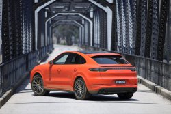 Porsche Cayenne (2019) Turbo Coupe - 차체와 내부의 패턴 만들기. 플로터의 페인트 보호 필름 절단 용 전자 형태의 템플릿 판매