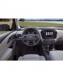 Chevrolet Traverse (2018) interior - Produccíon de plantillas para proteger carrocería y habitáculo de un coche con antigrava cubierta protectora. Plantillas para el corte en ploteador. Protección de elementos brillantes de habitáculo, pantallas, plástico.