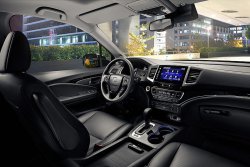 Honda Pilot (2018) - Criação de padrões de carroçaria e interior. Venda de modelos em formato electrónico para corte em película de protecção de tinta numa plotadora