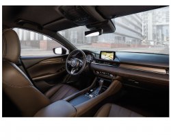 Mazda 6 (2018) - Produccíon de plantillas para proteger carrocería y habitáculo de un coche con antigrava cubierta protectora. Plantillas para el corte en ploteador. Protección de elementos brillantes de habitáculo, pantallas, plástico.