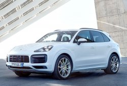 Porsche Cayenne SportDesign 2018 - Creating patterns of car body and interior. Sale of templates in electronic form for cutting on paint protection film on a plotter