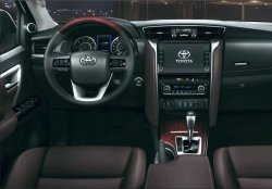 Toyota Fortuner (2020) - Criação de padrões de carroçaria e interior. Venda de modelos em formato electrónico para corte em película de protecção de tinta numa plotadora