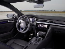 Volkswagen Arteon (2023) - Erstellen von Mustern für Karosserie und Innenraum. Verkauf von Vorlagen in elektronischer Form zum Schneiden von Schutzfolien auf einem Plotter