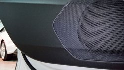 Audi Q7 - خلق أنماط من جسم السيارة والداخلية. بيع القوالب في شكل إلكتروني لقطع فيلم حماية الطلاء على الراسمة